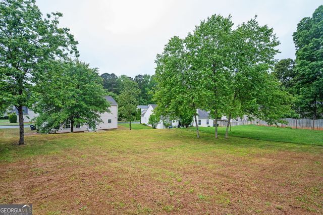 3230 Deer Valley Drive NW, Acworth, GA 30101