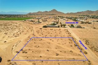 23 Wigwam Road, Apple Valley, CA 92307
