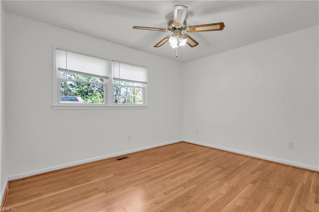 107 Picard DR, Newport News, VA 23602