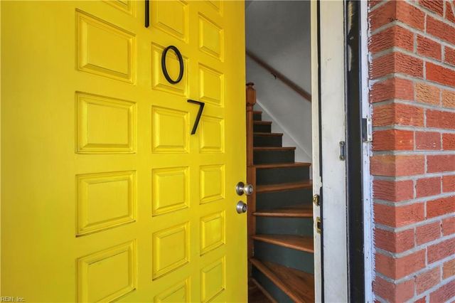 107 Picard DR, Newport News, VA 23602
