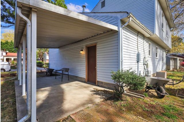 107 Picard DR, Newport News, VA 23602