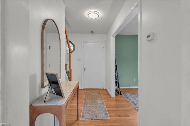 107 Picard DR, Newport News, VA 23602