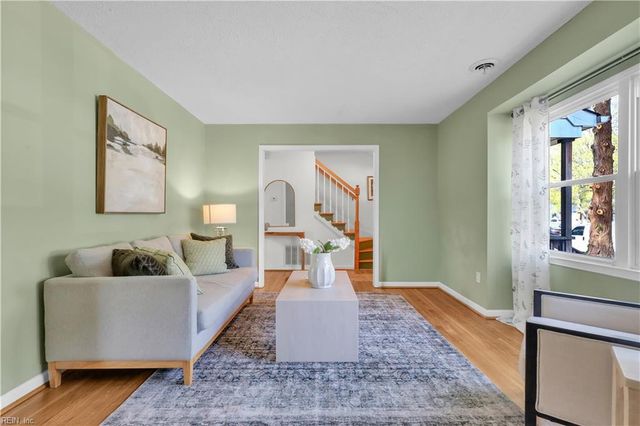 107 Picard DR, Newport News, VA 23602