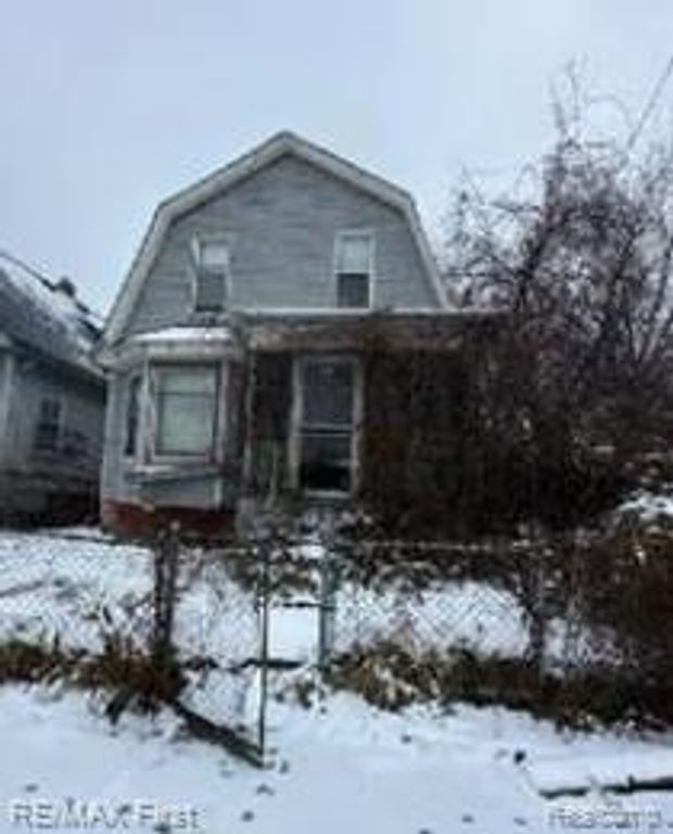8843 Buhl Street, Detroit, MI 48214