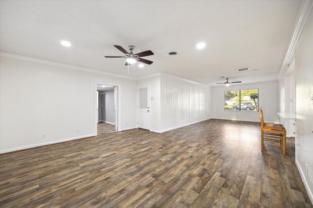 1309 Centennial Drive, Houston, TX 77055