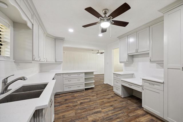 1309 Centennial Drive, Houston, TX 77055