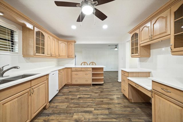 1309 Centennial Drive, Houston, TX 77055