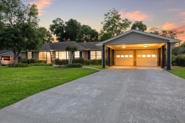 1309 Centennial Drive, Houston, TX 77055