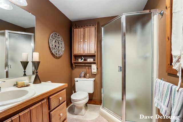 15877 Fendt Farm Road, Holland, MI 49424