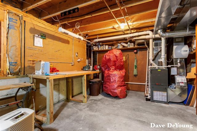 15877 Fendt Farm Road, Holland, MI 49424