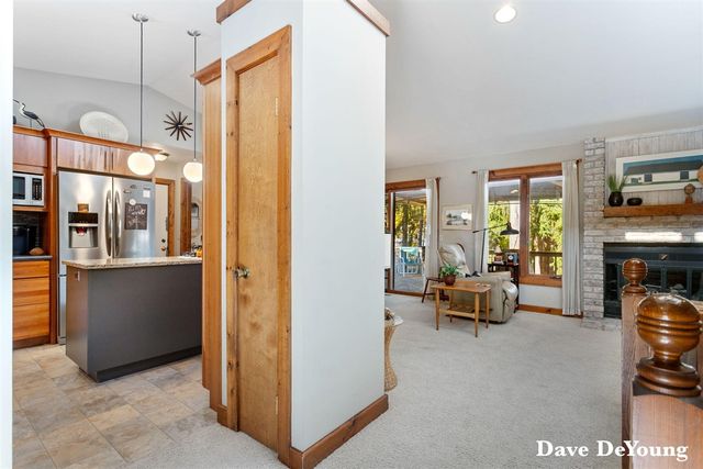 15877 Fendt Farm Road, Holland, MI 49424