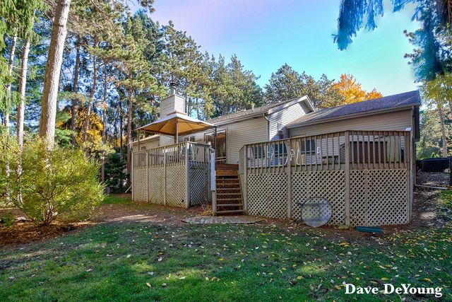 15877 Fendt Farm Road, Holland, MI 49424