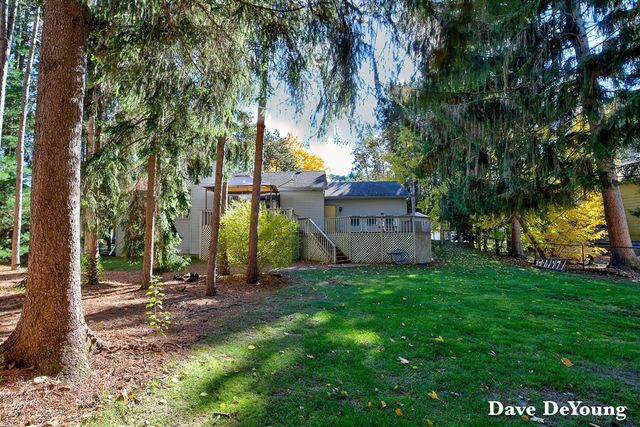 15877 Fendt Farm Road, Holland, MI 49424
