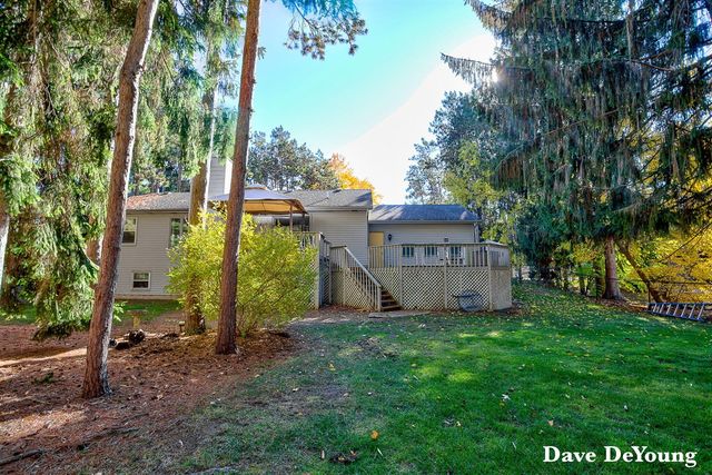 15877 Fendt Farm Road, Holland, MI 49424