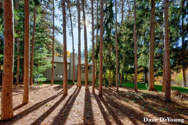 15877 Fendt Farm Road, Holland, MI 49424