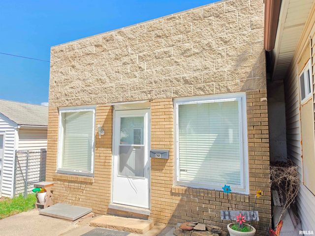 921-923 ANN ELIZA Street, Pekin, IL 61554