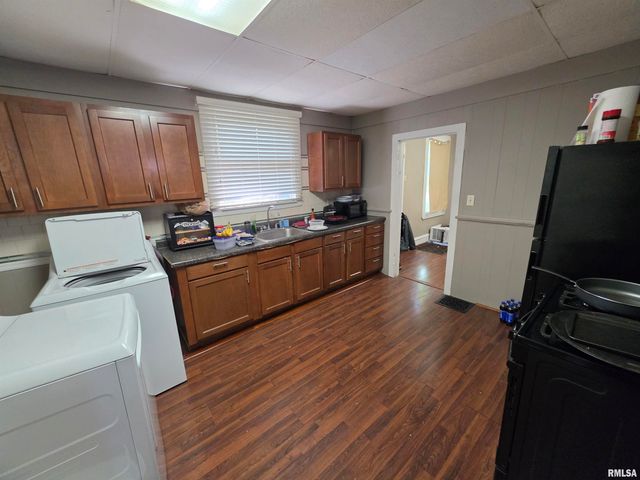 921-923 ANN ELIZA Street, Pekin, IL 61554