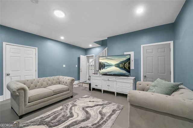 9904 Ashford Green Way, Douglasville, GA 30135