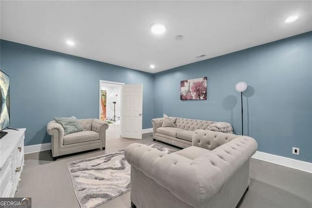 9904 Ashford Green Way, Douglasville, GA 30135