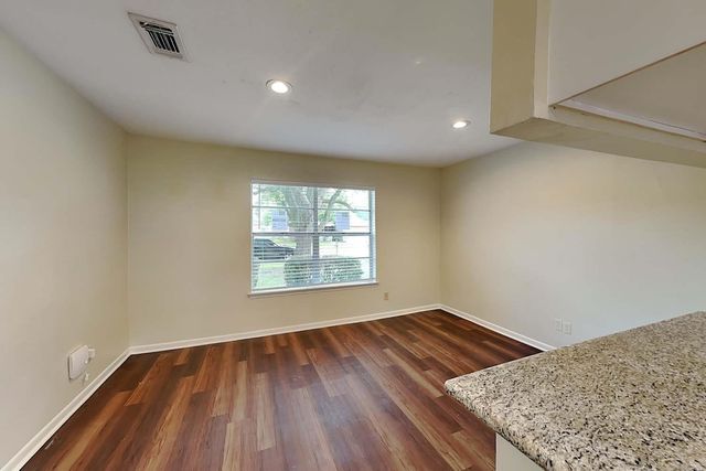 4704 Woodway Avenue, Rosenberg, TX 77471