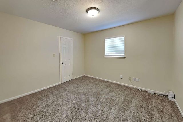 4704 Woodway Avenue, Rosenberg, TX 77471