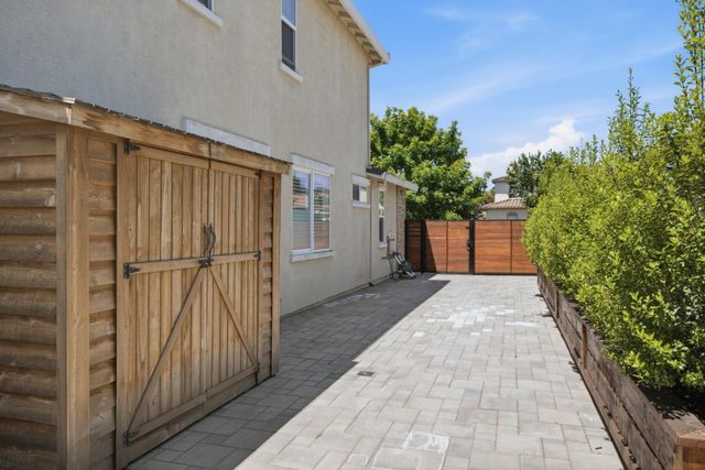 9732 Zuni Lane, Gilroy, CA 95020