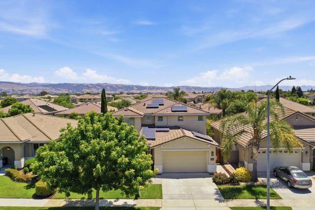 9732 Zuni Lane, Gilroy, CA 95020
