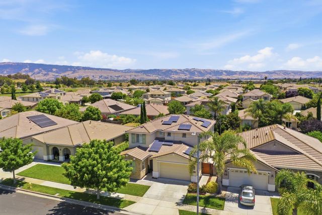 9732 Zuni Lane, Gilroy, CA 95020