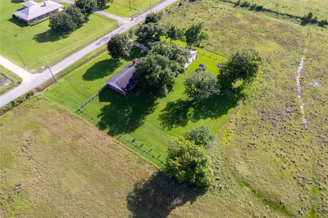2766 County Road 605, Dayton, TX 77535