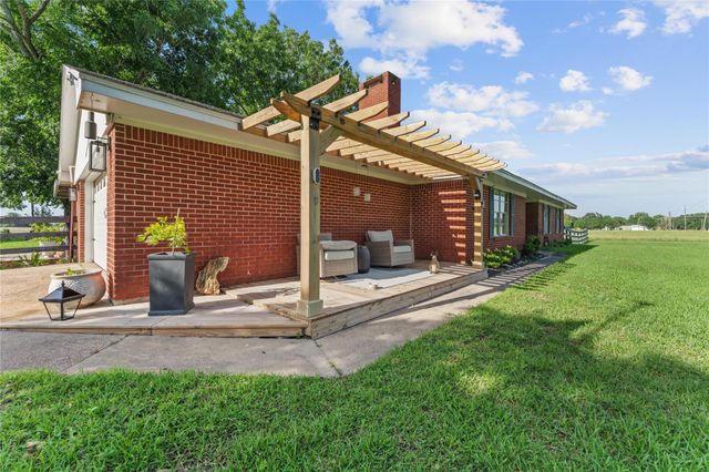 2766 County Road 605, Dayton, TX 77535