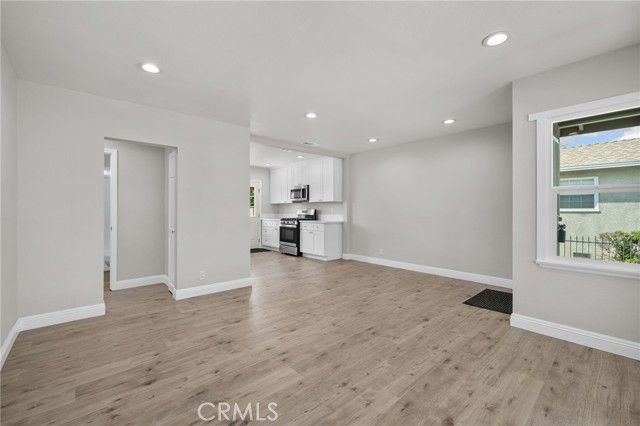 10272 Muroc, Bellflower, CA 90706