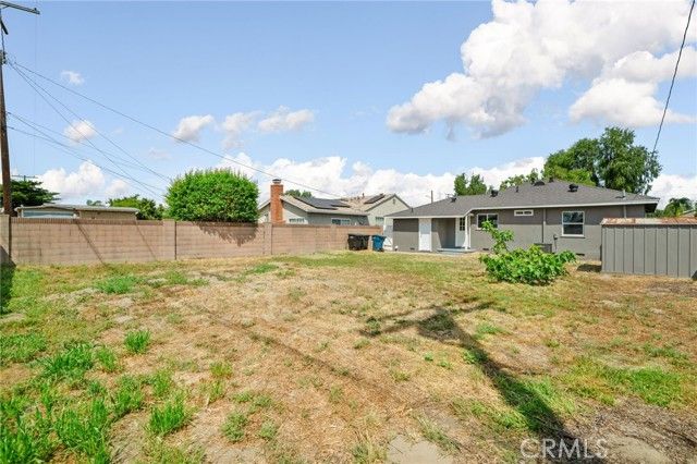 10272 Muroc, Bellflower, CA 90706