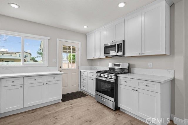 10272 Muroc, Bellflower, CA 90706