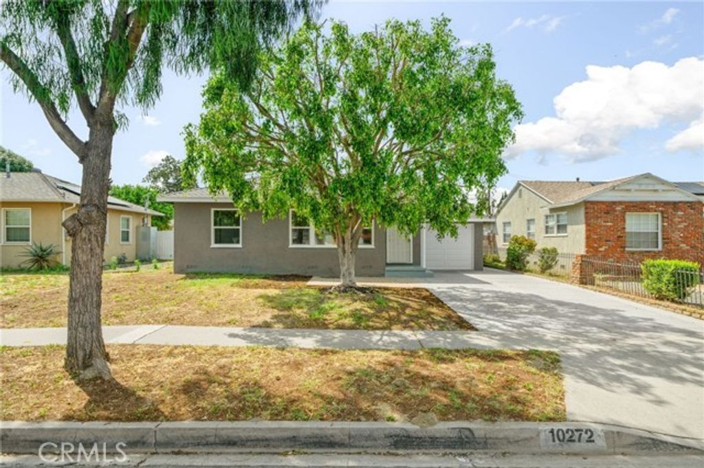10272 Muroc, Bellflower, CA 90706
