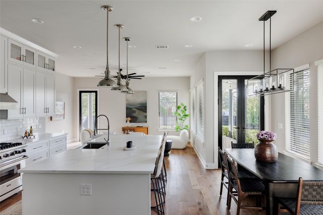 2100 Chicon ST, Austin, TX 78722