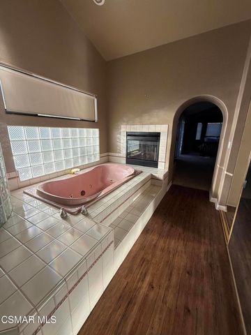 13761 Donnybrook Lane, Moorpark, CA 93021