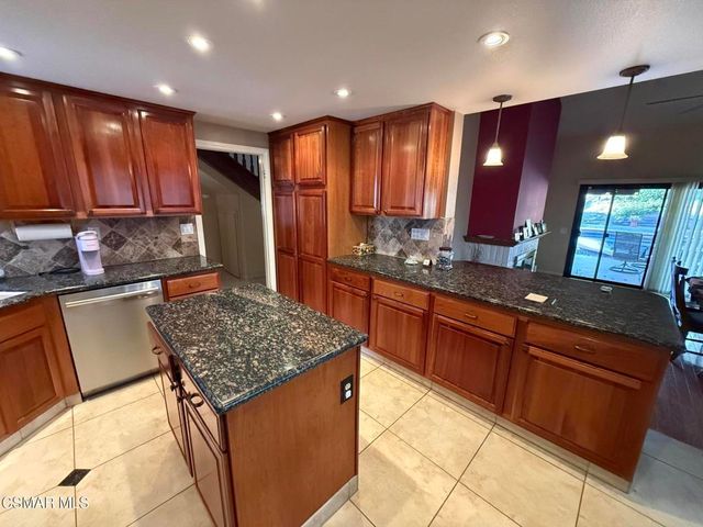 13761 Donnybrook Lane, Moorpark, CA 93021