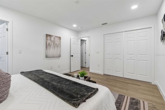 5207 W CLEVELAND STREET, Tampa, FL 33609