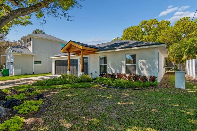 5207 W CLEVELAND STREET, Tampa, FL 33609