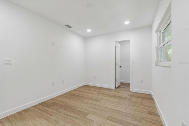 5207 W CLEVELAND STREET, Tampa, FL 33609