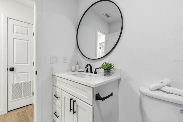 5207 W CLEVELAND STREET, Tampa, FL 33609