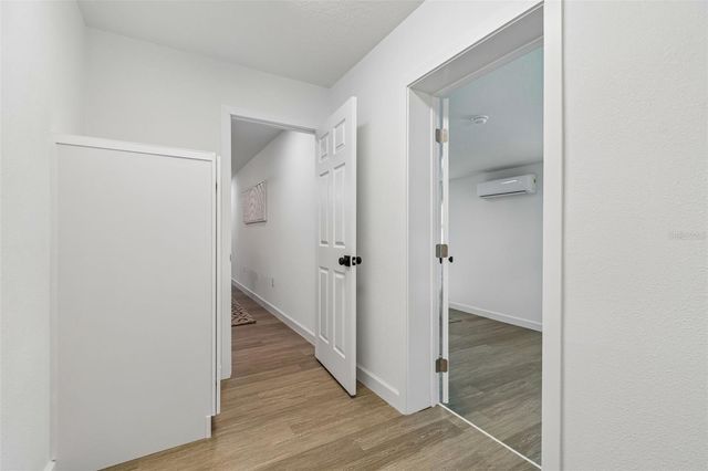 5207 W CLEVELAND STREET, Tampa, FL 33609