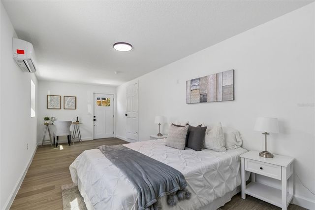 5207 W CLEVELAND STREET, Tampa, FL 33609