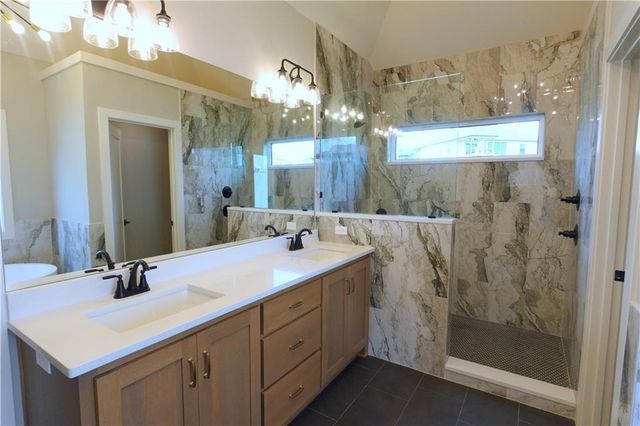 12730 NW Larkspur Lane, Platte City, MO 64079