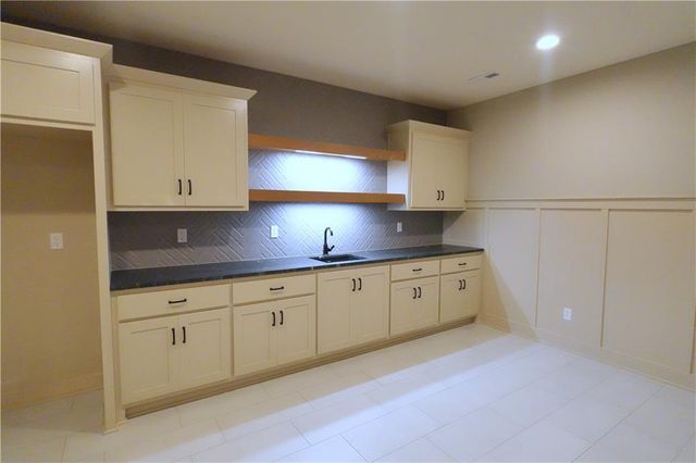 12730 NW Larkspur Lane, Platte City, MO 64079