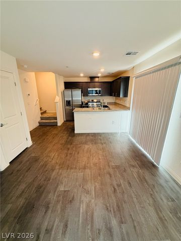 2742 Matador Red Avenue, North Las Vegas, NV 89086