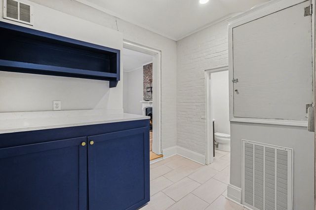 937 Phillips St, Nashville, TN 37208