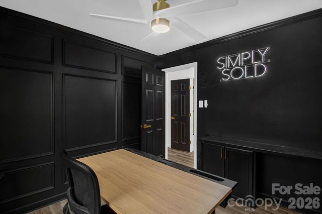 5323 Glenham Drive, Charlotte, NC 28210