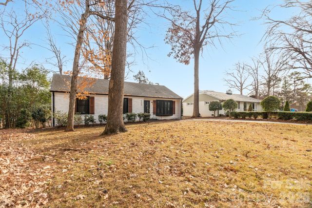 5323 Glenham Drive, Charlotte, NC 28210