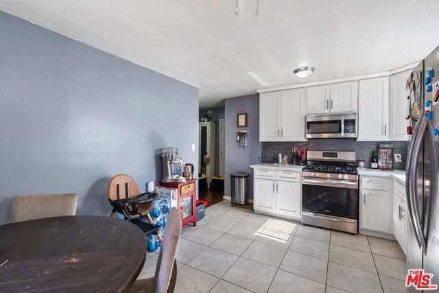7414 Brighton Avenue, Los Angeles, CA 90047